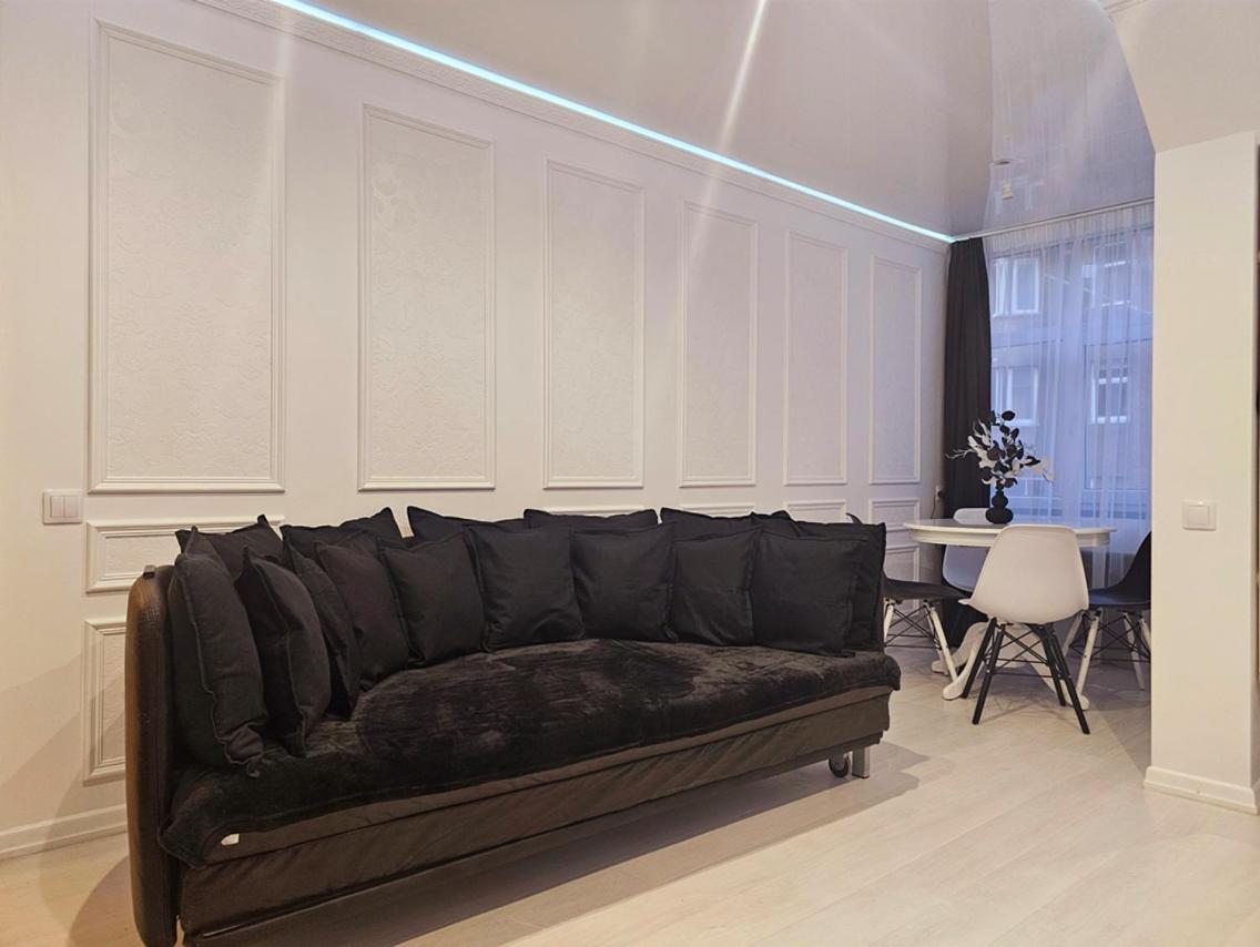 The Oasis - Retro Modern Vogue Appartement *
